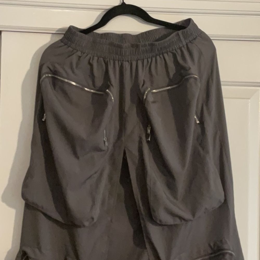 Large Front Slit Utility Zipper Pocket Skirt Gray Elastic Waist - Picture 2 of 5